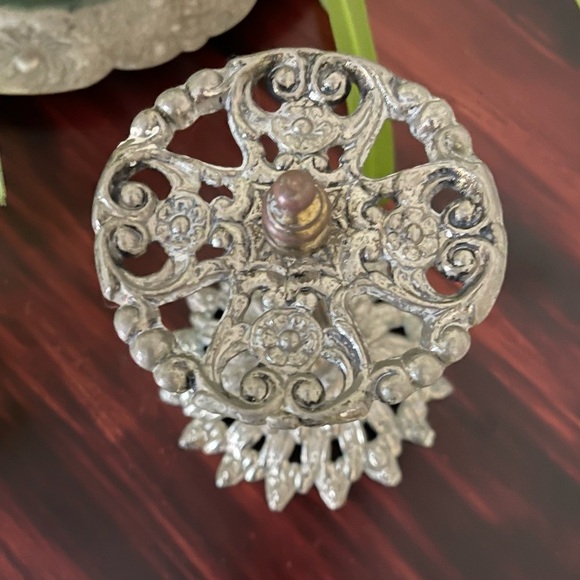 Antique Silver Plated Toothbrush Holder - Picture 2 of 6